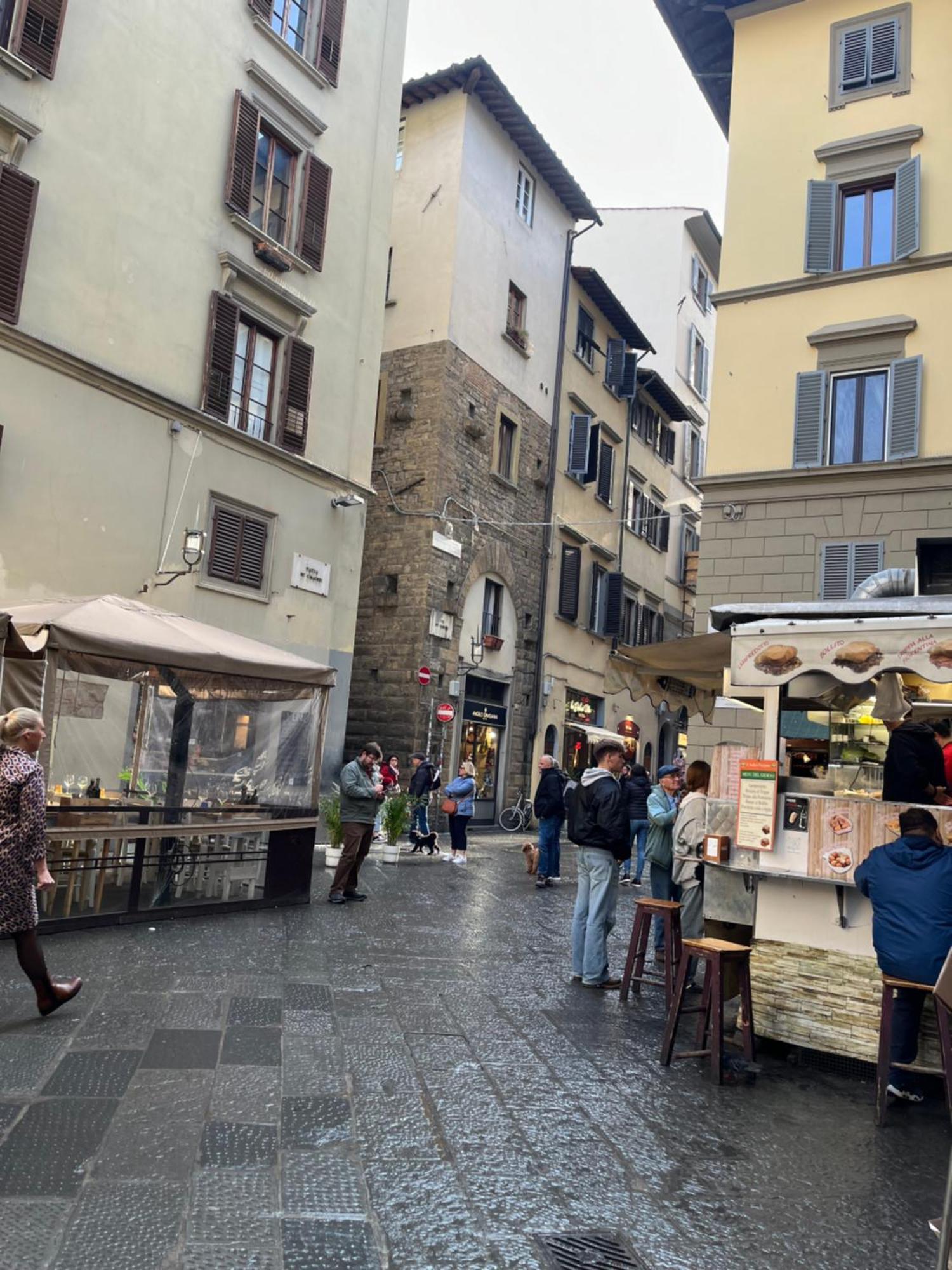 Cozy Duomo Dante Uffizi Firenze Central Luaran gambar